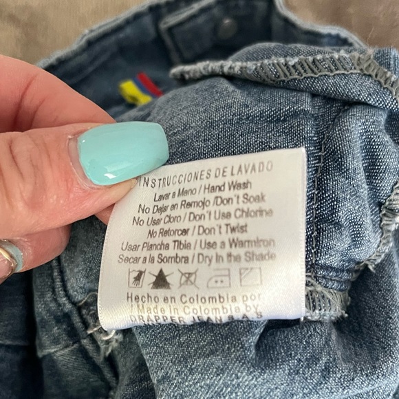 Korcho’s jean capri - Picture 7 of 9